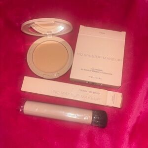No Makeup Makeup
Foundation Compact & Brush - Almond